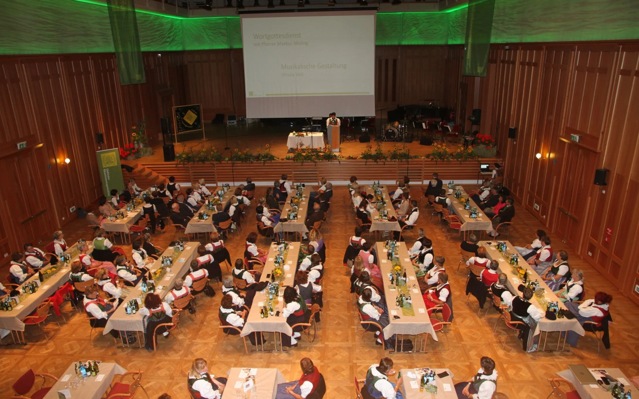 Wortgottesdienst mit Pfarrer Moling_2_1600x1067.JPG